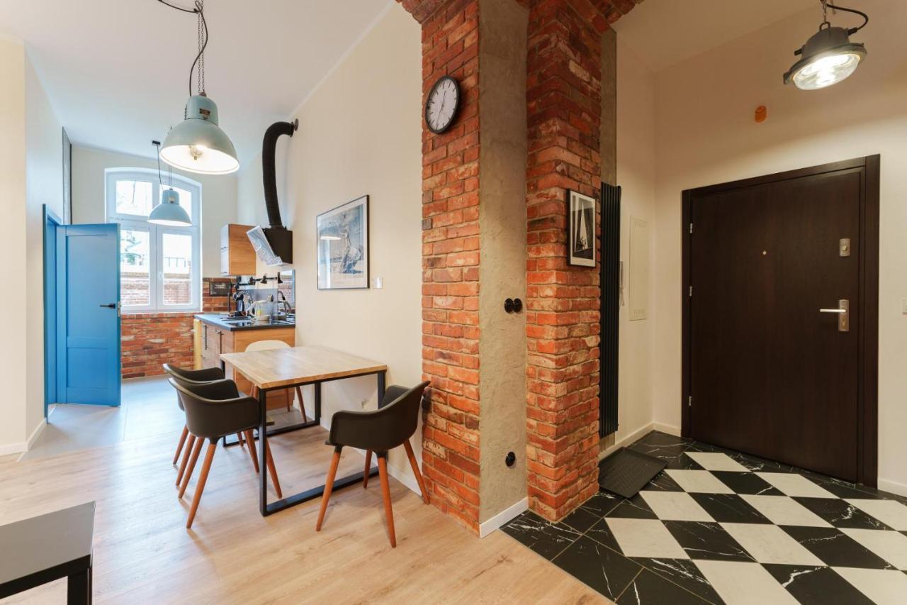 Apartament Foto Loft - Villa Vinci - Z Prywatnym Monitorowanym Parkingiem - Space Apart Jelenia Gora Luaran gambar